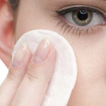 O Que É Melhor Para Remover Maquiagem dos Olhos?