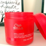 Máscara Brilliance Wella Professionals