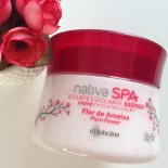Iogurte Esfoliante Flor de Ameixa Nativa SPA – O Boticário