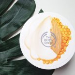Manteiga Corporal Leite de Amêndoas e Mel The Body Shop