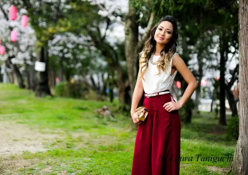 Calça Pantalona e Blusa Com Costas Rendada!