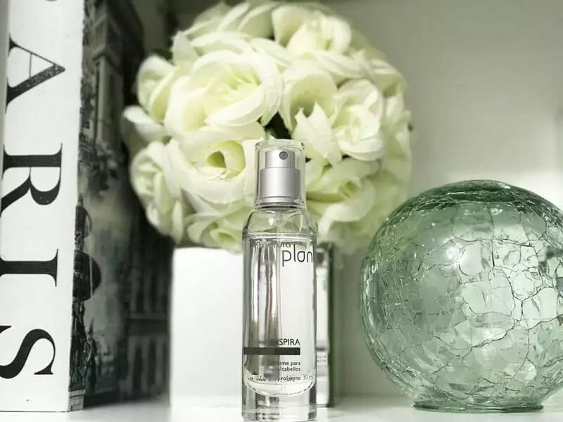 natura plant inspira perfume de cabelo 