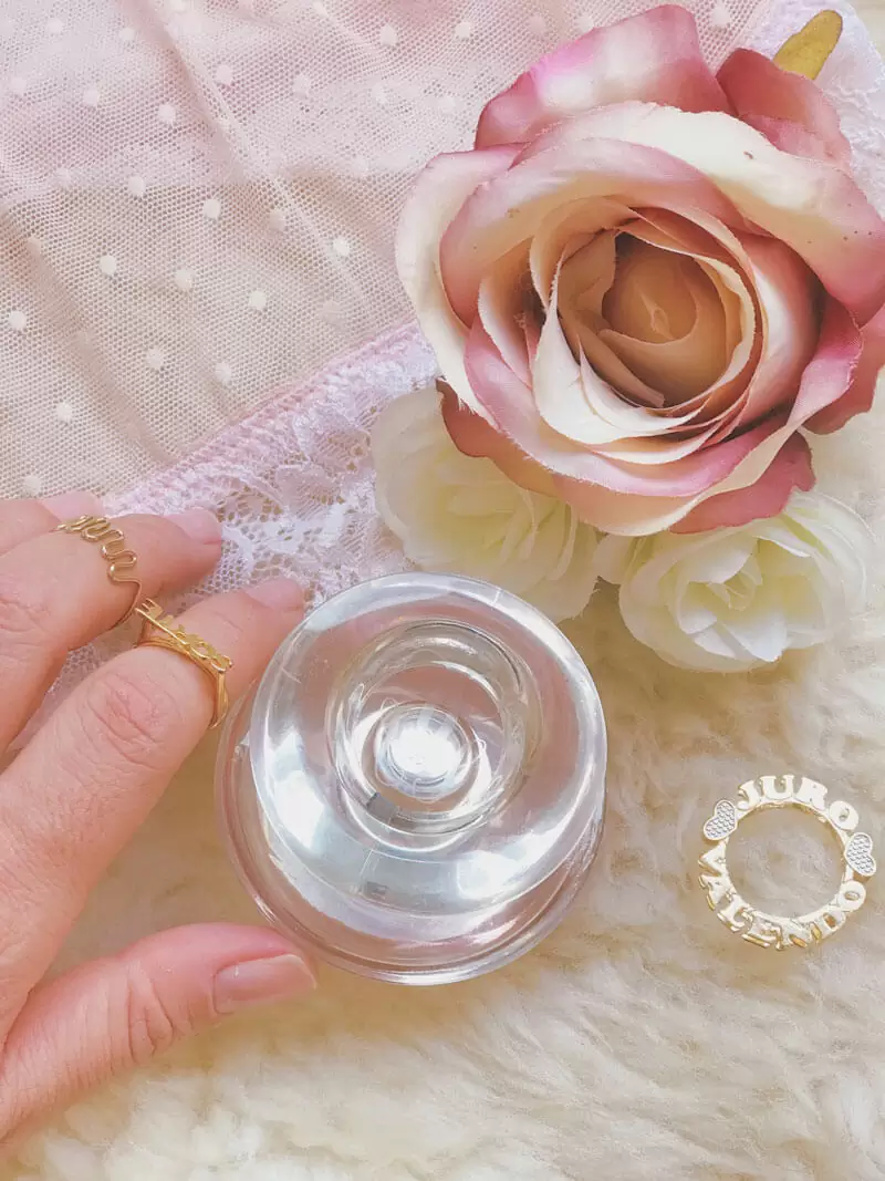perfume insolence guerlain juro valendo